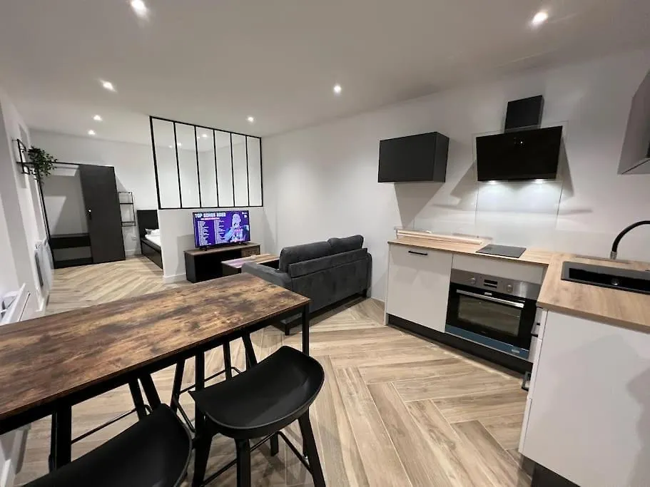 Le Superbe - Appartement Calme A Toulouse - Parking Prive - Proche Transports